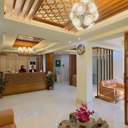 Hotel Grand Circle Inn Dhaka Zewnętrze zdjęcie