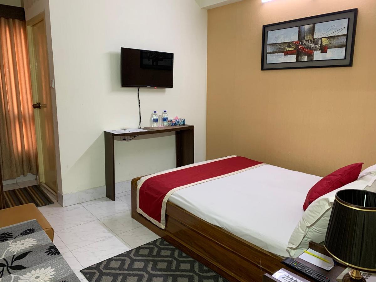 Hotel Grand Circle Inn Dhaka Zewnętrze zdjęcie