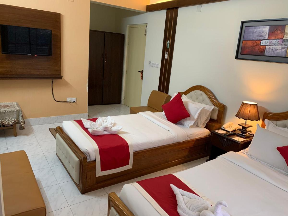 Hotel Grand Circle Inn Dhaka Zewnętrze zdjęcie