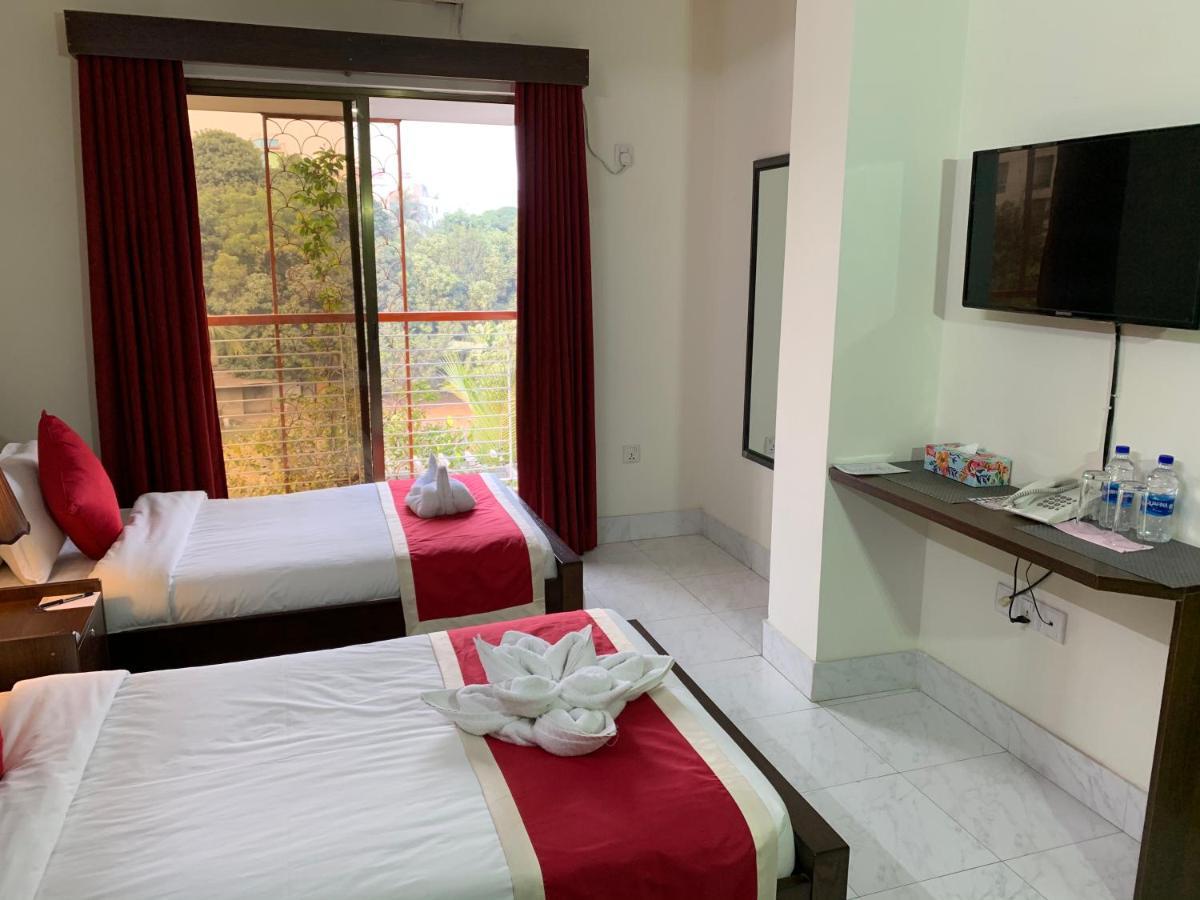 Hotel Grand Circle Inn Dhaka Zewnętrze zdjęcie
