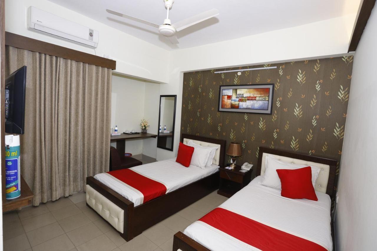 Hotel Grand Circle Inn Dhaka Zewnętrze zdjęcie