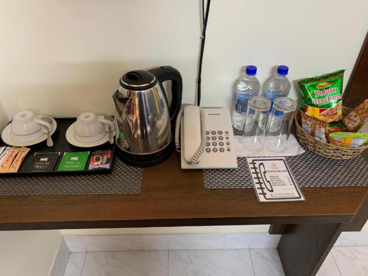 Hotel Grand Circle Inn Dhaka Zewnętrze zdjęcie